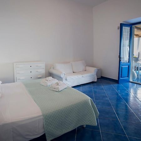 Villa Insolia Santa Marina Salina Eksteriør bilde