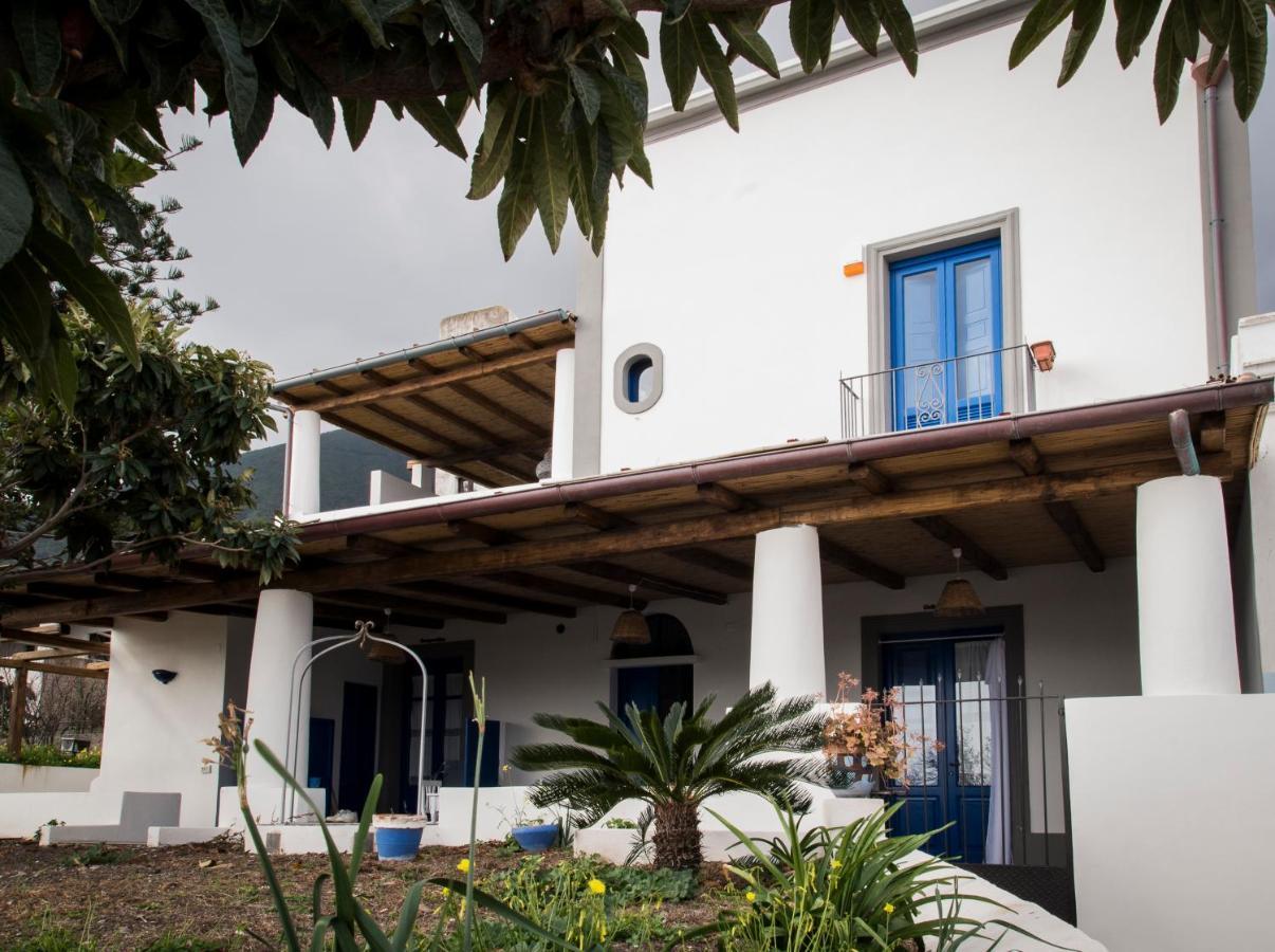 Villa Insolia Santa Marina Salina Eksteriør bilde