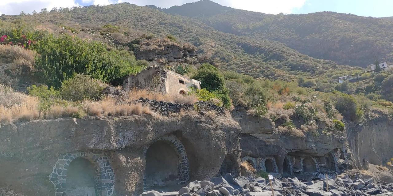 Villa Insolia Santa Marina Salina Eksteriør bilde