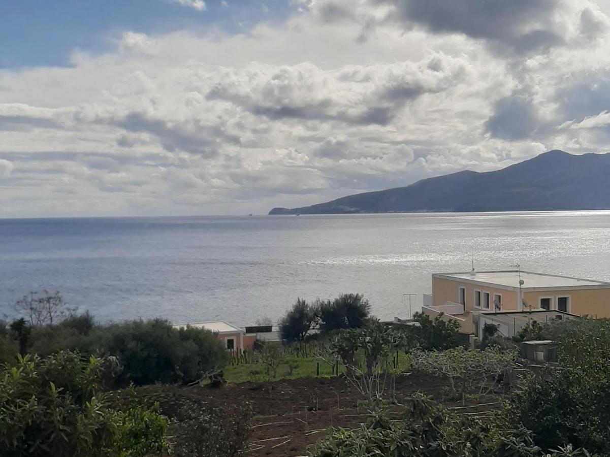 Villa Insolia Santa Marina Salina Eksteriør bilde