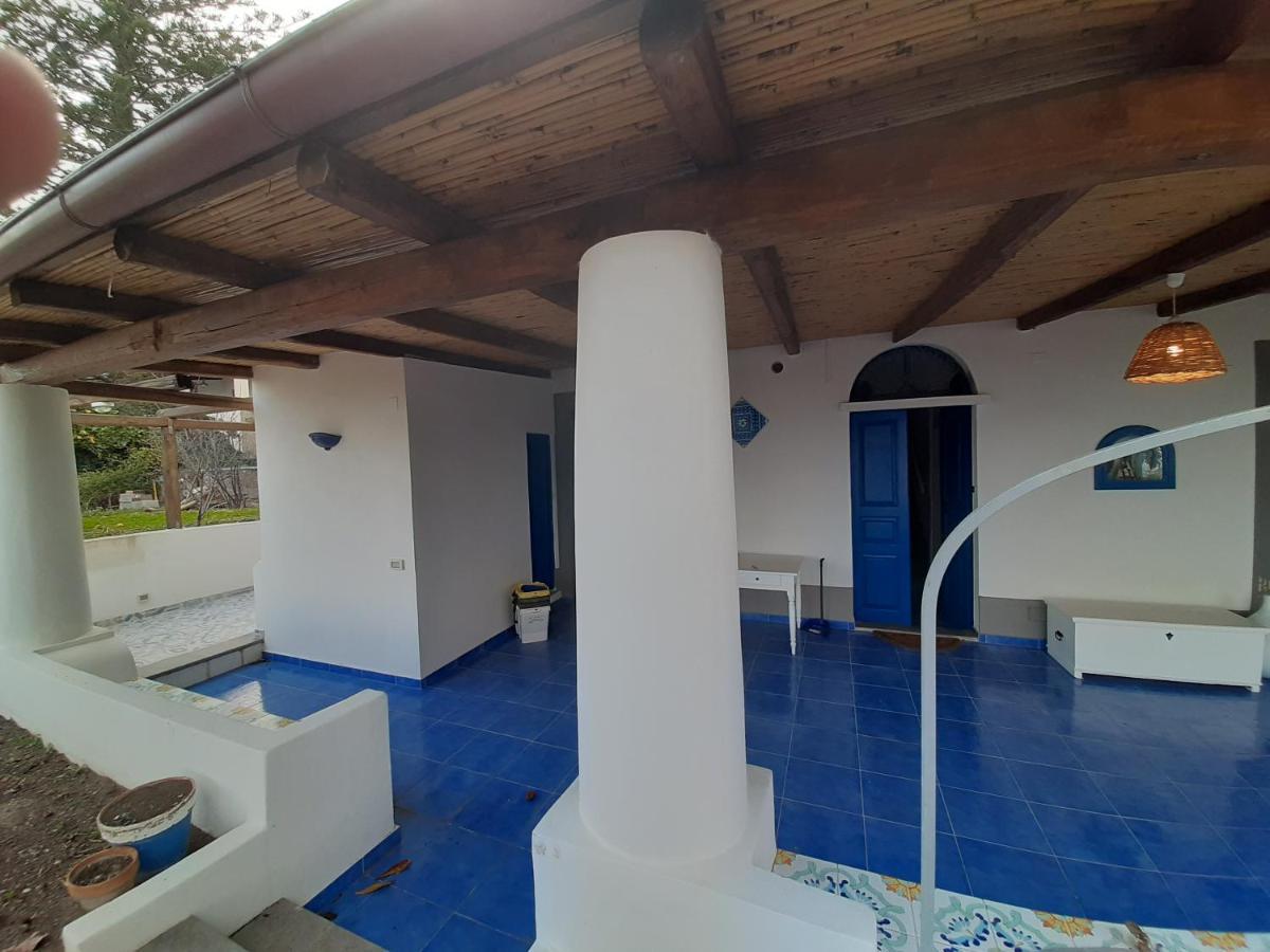Villa Insolia Santa Marina Salina Eksteriør bilde