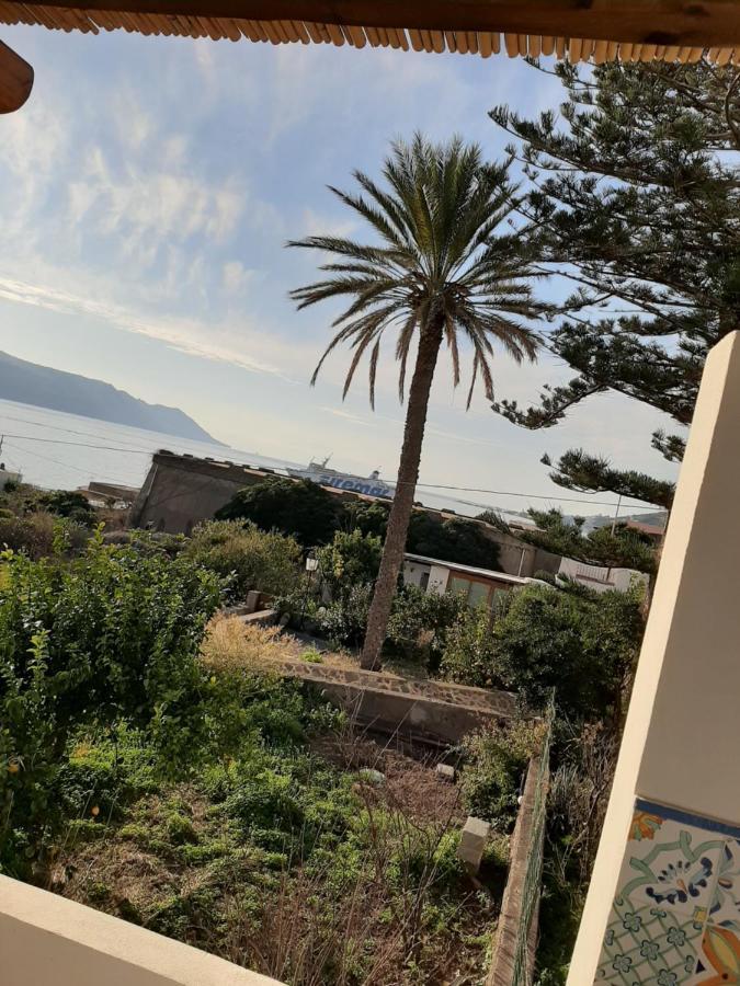Villa Insolia Santa Marina Salina Eksteriør bilde