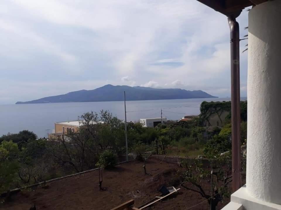 Villa Insolia Santa Marina Salina Rom bilde