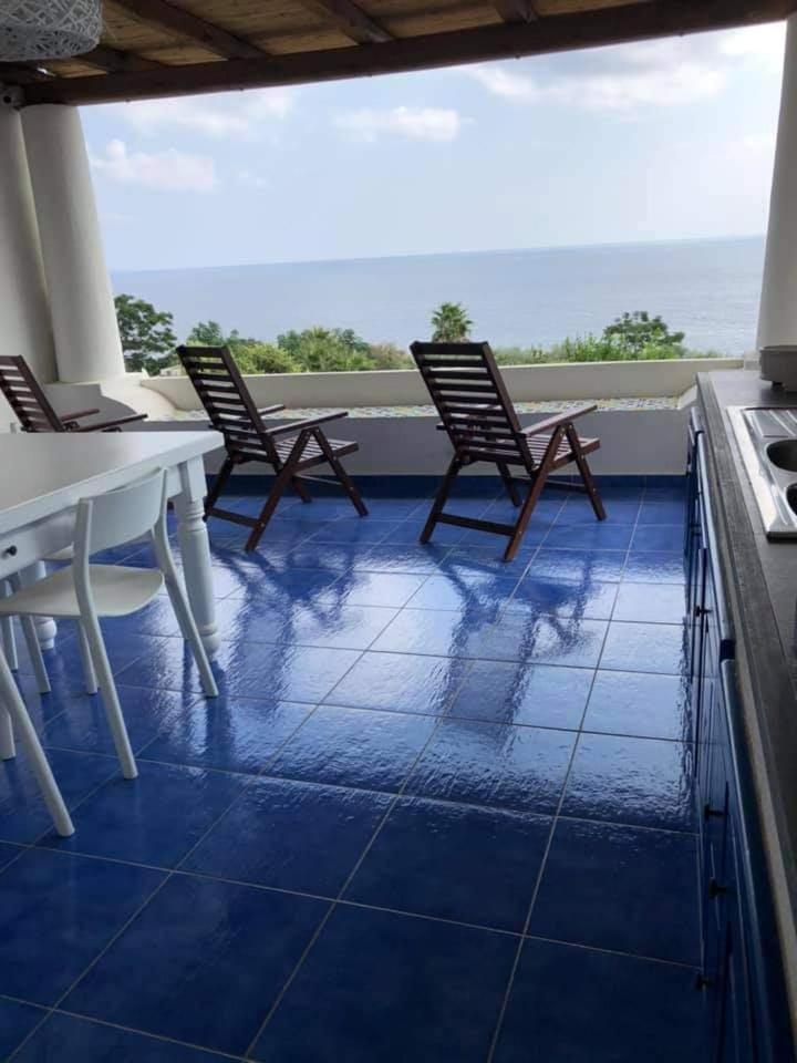 Villa Insolia Santa Marina Salina Rom bilde